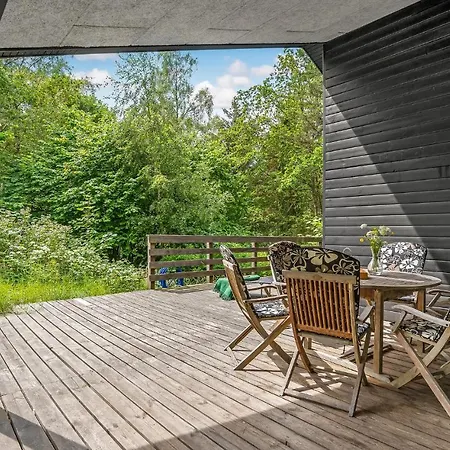 Pet Friendly In With Wifi Holiday home Gistrup